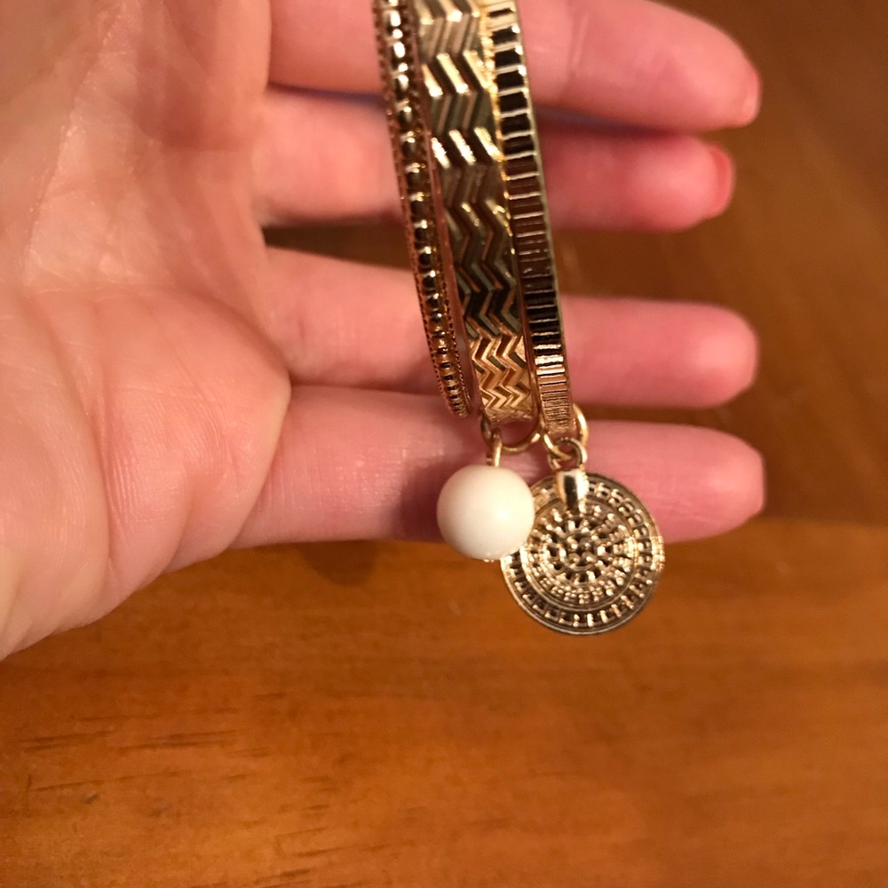 ๐3 Set Charm Bangles - Picture 5 of 8